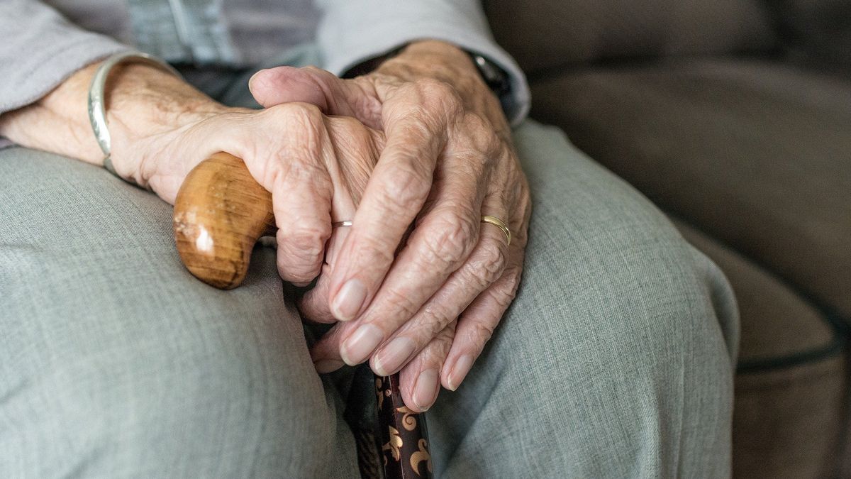 Na koronavirus zemřela klientka z nejvíce zasaženého domova seniorů